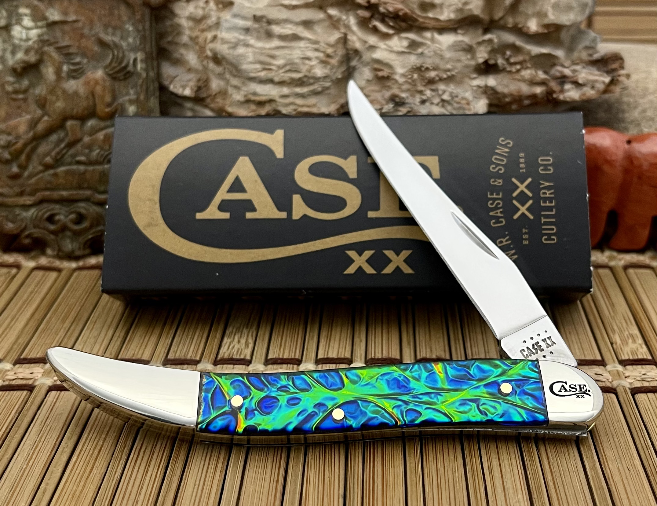 Case XX USA 2022 Black Sea Dichrolam CA25119 Medium Toothpick Pocket Knife  – Wild Horse Custom Knives