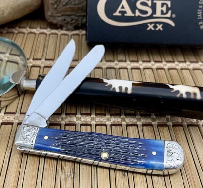 Case XX USA Amazing Custom BLUE Bone Scrolled Trapper Pocket Knife - Image 3