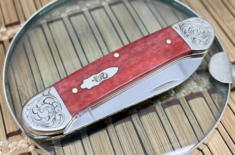 Case XX USA Amazing Custom Smooth Old Red Bone Scrolled Canoe Pocket Knife - Image 4