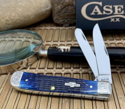 Case XX USA Amazing Custom BLUE Bone Scrolled Trapper Pocket Knife - Image 4