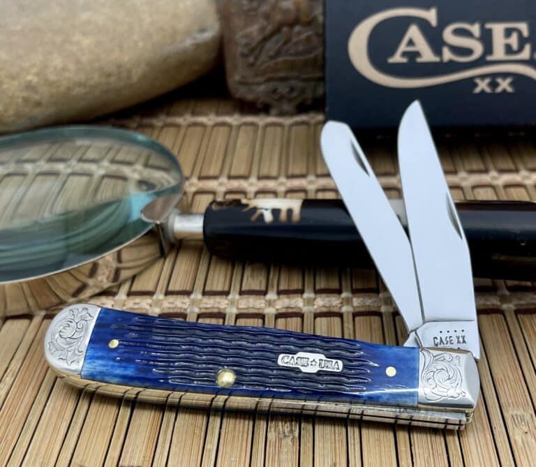 Case XX USA Amazing Custom BLUE Bone Scrolled Trapper Pocket Knife - Image 4