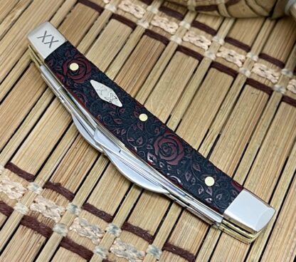 Case XX USA 2023 Beautiful Red ROSES Bone 1/500 XX Small Congress Pocket Knife - Image 2