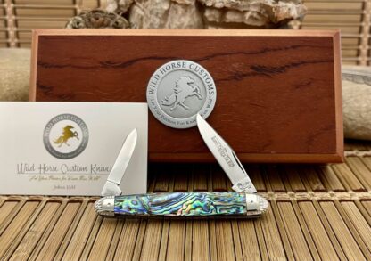 Queen Cutlery USA Wild Horse Custom Exotic Green Abalone Senators Knife #1/1