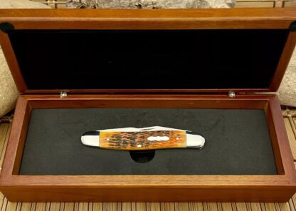 Case XX USA Rare 2005 C Platts Autumn Bone ATS-34 Muskrat Pocket Knife w/Display - Image 2