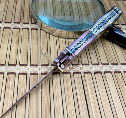 Suchat Jangtanong Custom Black Lip Pearl Anodized Titanium Damascus Steel Art Knife - Image 5