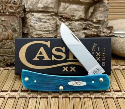 Case XX USA Sawcut Caribbean Blue Bone 25590 Sod Buster Jr Pocket Knife