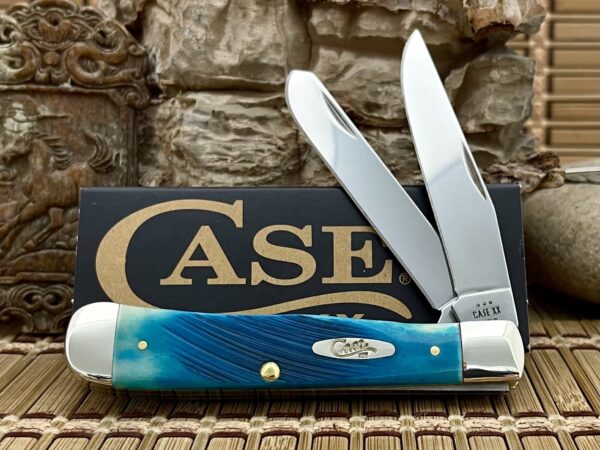 Case XX USA Sawcut Caribbean Blue Bone 25592 Stainless Trapper Pocket Knife