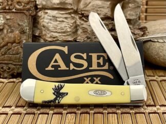 Case XX USA Beautiful Smooth Yellow DEER SCENE Trapper Pocket Knife