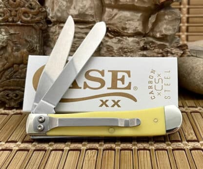 Case XX USA 2024 Smooth YELLOW Synthetic 30114 Carbon Trapper Knife w/Clip