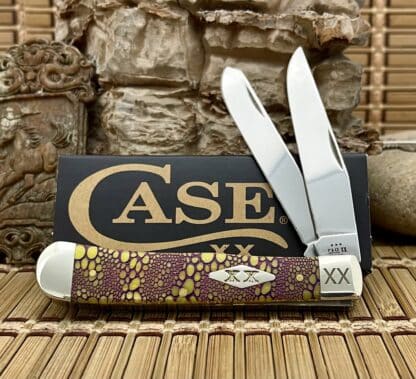 Case XX USA 2023 Yellow Bone Purple Edition Lizard Skin Trapper Knife