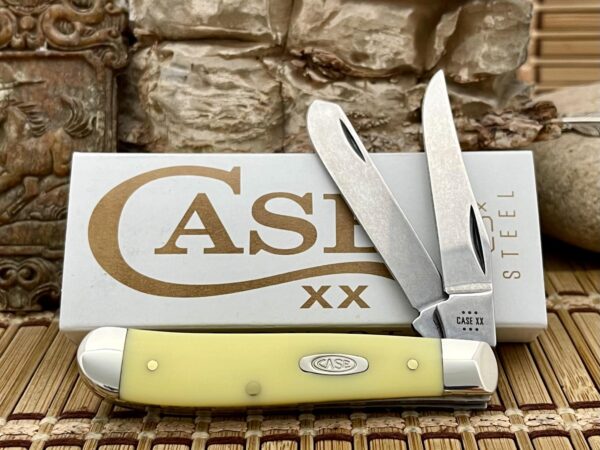 Case XX USA 2024 Smooth YELLOW Synthetic 029 Carbon Mini Trapper Knife