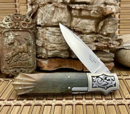 W.D. Pease Custom 24KT Inlaid Engraved Fluted Mammoth Fossil ATS-34 Side Lock Knife