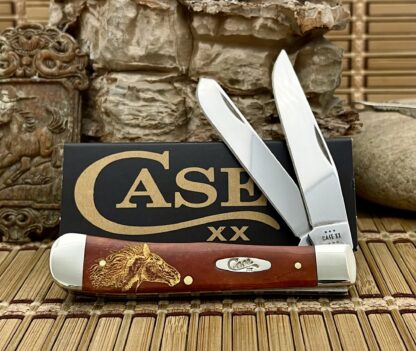 Case XX USA Chestnut Bone Gold Edition Wild Mustang 1/500 Trapper Knife