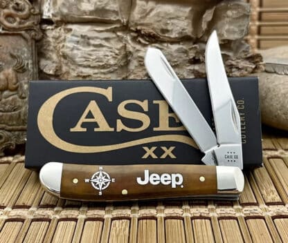 Case XX USA 2024 Smooth Antique Bone JEEP Mini Trapper 27012 Pocket Knife
