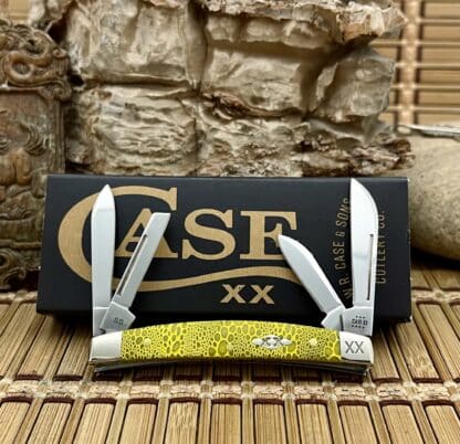 Case XX USA 2023 Yellow Bone Yellow Edition Lizard Skin 1/500 Small Congress Knife