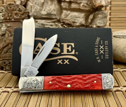 Case XX USA Custom Dark Red Bone Patriotic Scrolled Razor Barlow Knife - Image 3