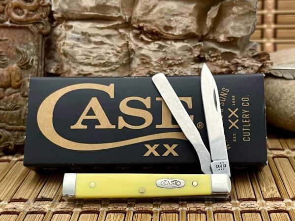 Case XX USA Smooth Yellow Synthetic 81087 Stainless Baby Doc Knife