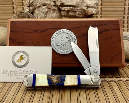 Case XX Wild Horse Custom Gold Lip Pearl & Lapis w/Gold Razor Barlow Knife #1 - Image 2