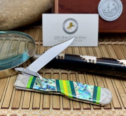 Case XX Wild Horse Custom Abalone & Imperial Jade Cheetah Knife #1/1 - Image 4