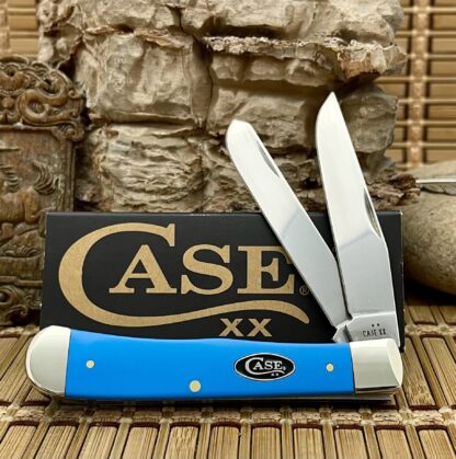 Case XX USA Smooth Light Blue Synthetic 68900 Trapper Knife