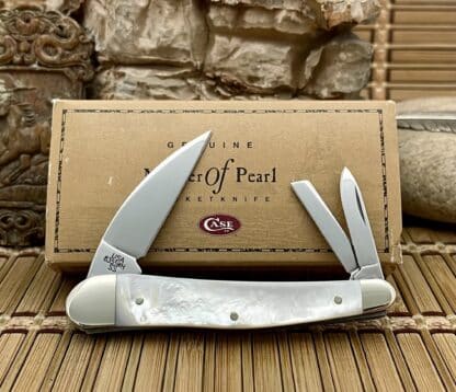 Case XX USA 2002 Genuine Mother of Pearl Seahorse Whittler Knife - Image 2