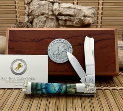 Case XX Wild Horse Custom Blue Cross-Cut Mammoth Fossil Razor Barlow #01