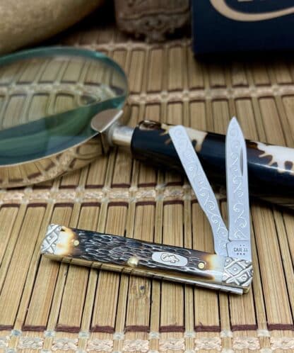 Engraved Doctors Knife – Case XX Custom Baby Doc in Peachseed Amber Bone #002 of 100 - Image 2