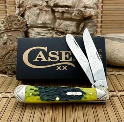 Case Trapper – Custom Green Apple Bone Knife with Engraved Bolsters (#01 of 15)