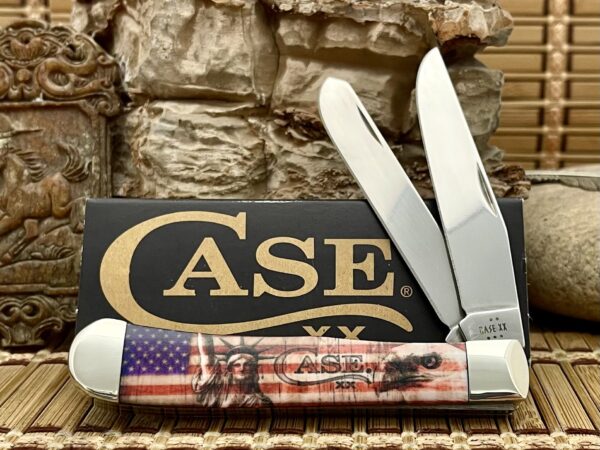 Case Patriotic Knife – 2025 Color Infusion Trapper 10678 (USA Made)