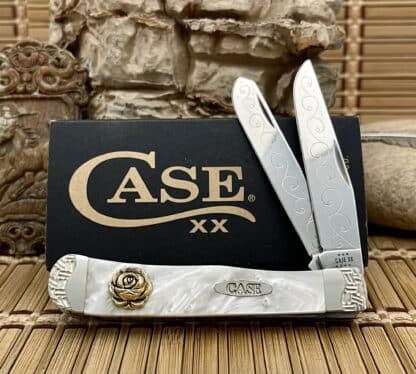 Case Custom Golden Rose Trapper – White Mica Pearl | 1 of 1