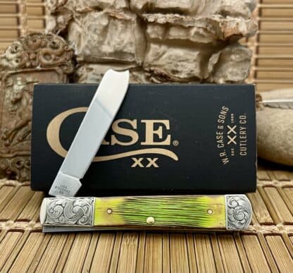 Case XX Custom Hand Fired Lime Green Razor Barlow – Scrolled Bolsters - Image 3