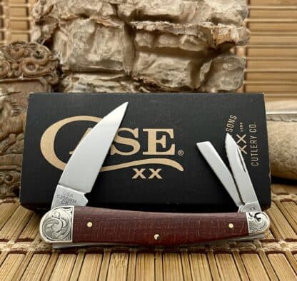 Elite Case XX Custom Dark Red Burlap Seahorse – 1-of-1 Collector’s Knife - Image 3