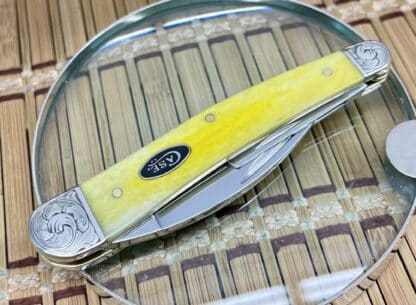 Radiant Case XX Custom Yellow Bone Seahorse Whittler – 1-of-a-Kind Collector’s Knife - Image 2