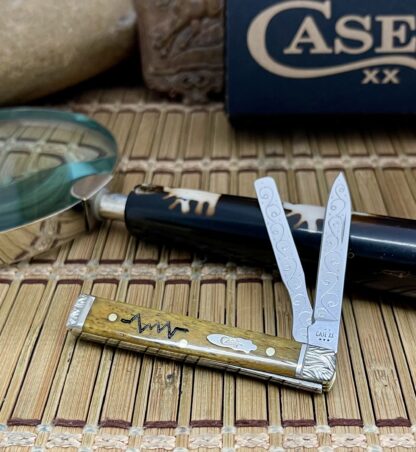 Case XX Heartbeat Baby Doc – Custom Antique Bone Pocket Knife - Image 2