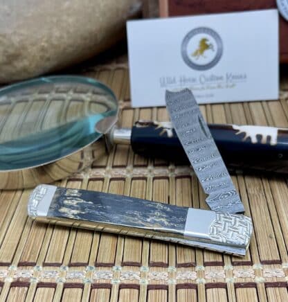 Wild Horse Custom #01 of 25 Mammoth Tooth and Onyx Razor Barlow – Damascus Blade - Image 2