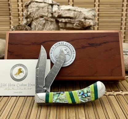 Case XX Wild Horse Custom Jade Damascus Saddlehorn Knife - Image 5