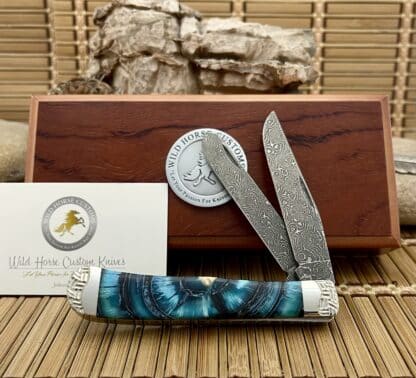 Blue Cross Cut Mammoth Trapper – Case XX Custom