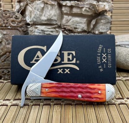 Magnificent Case XX Engraved Indian Paintbrush Russlock: #01 of 10 - Image 4