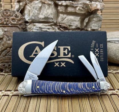 Exquisite Case XX Scrolled Blue Sycamore Whittler: #02 of 10 - Image 4