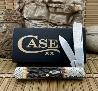 Engraved Amber Bone Razor Barlow – Case XX Custom