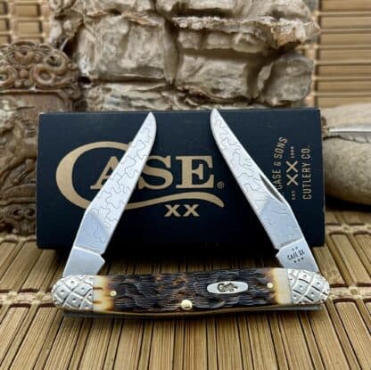 Engraved Peachseed Bone Muskrat Knife – Case XX #014/100