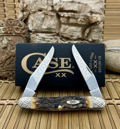 Scrolled Peachseed Bone Muskrat Knife – Case XX #015/100