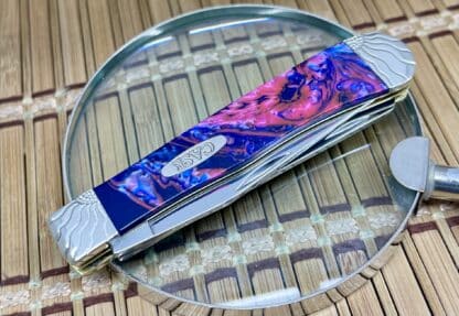 Brilliant Scrolled Pink Sapphire Trapper Pocket Knife: Exclusive - Image 2