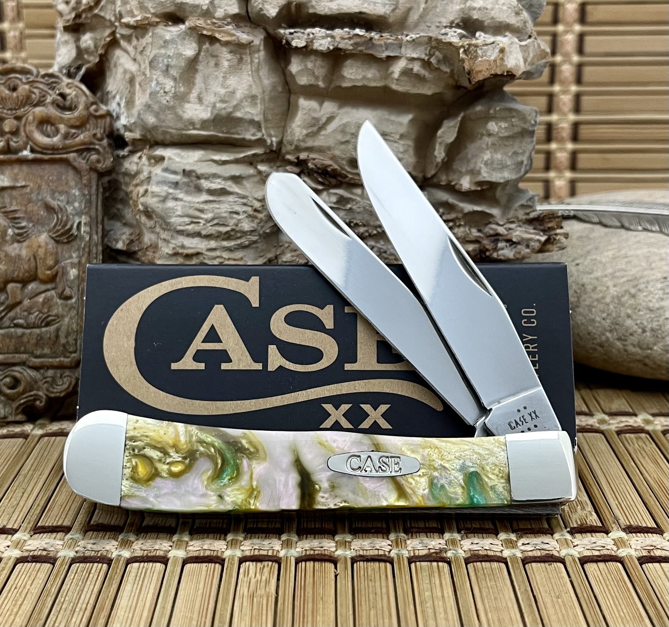 Abalone Pearl Trapper Pocket Knife | Case XX