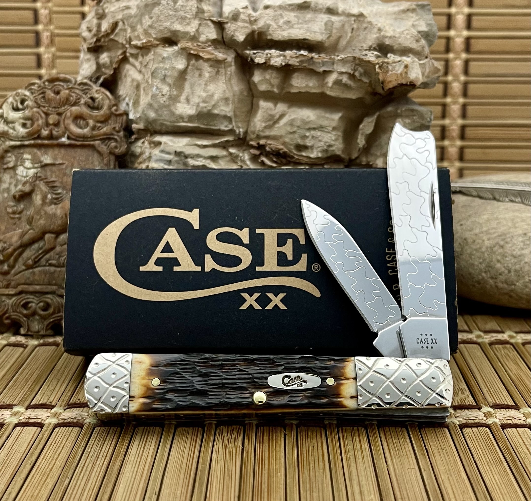 Case Custom Amber Bone Scrolled Razor Barlow | #27 of 100