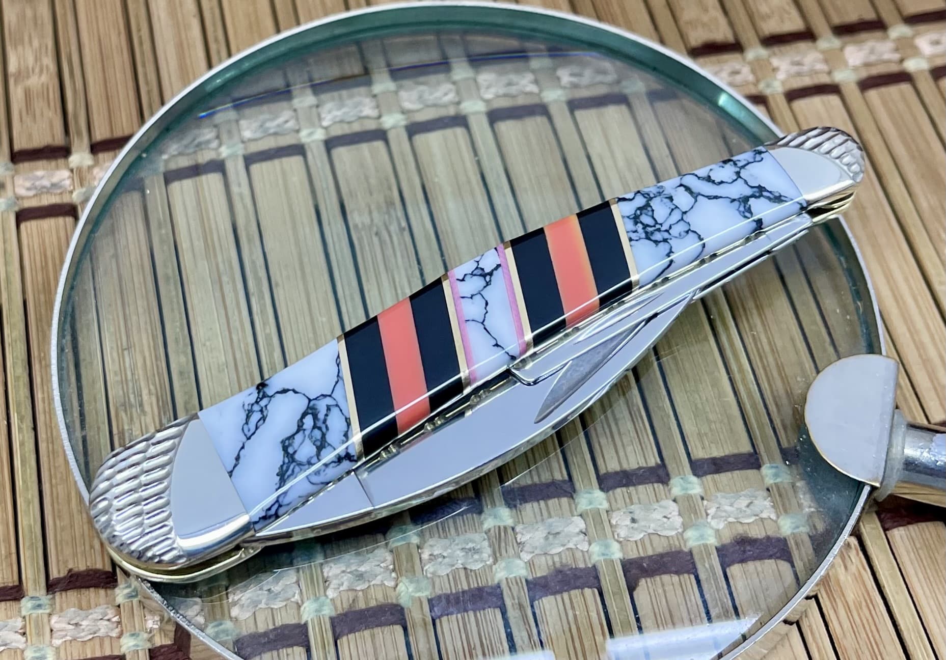 Case XX Wild Horse Custom White Turquoise & Coral Seahorse Whittler Pocket Knife #1/2 – 1 of 2 Made - Image 3