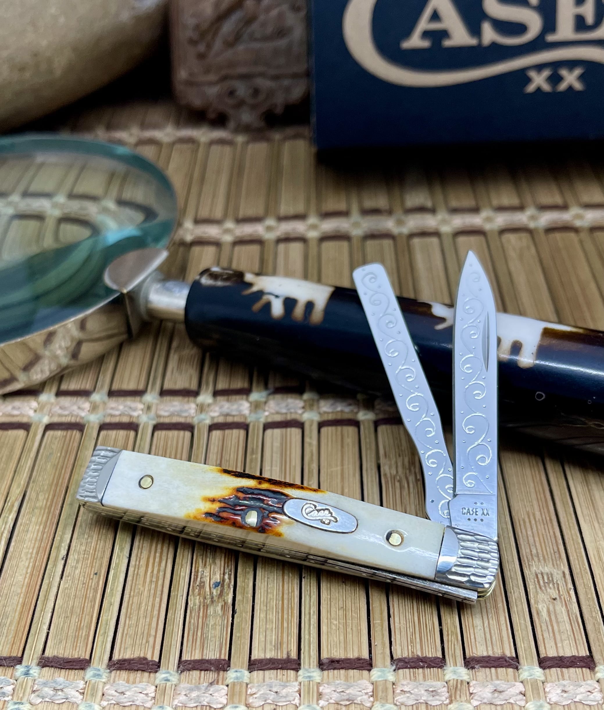 Case XX USA Custom Genuine Red Stag Engraved Baby Doc Pocket Knife #09 - Image 2