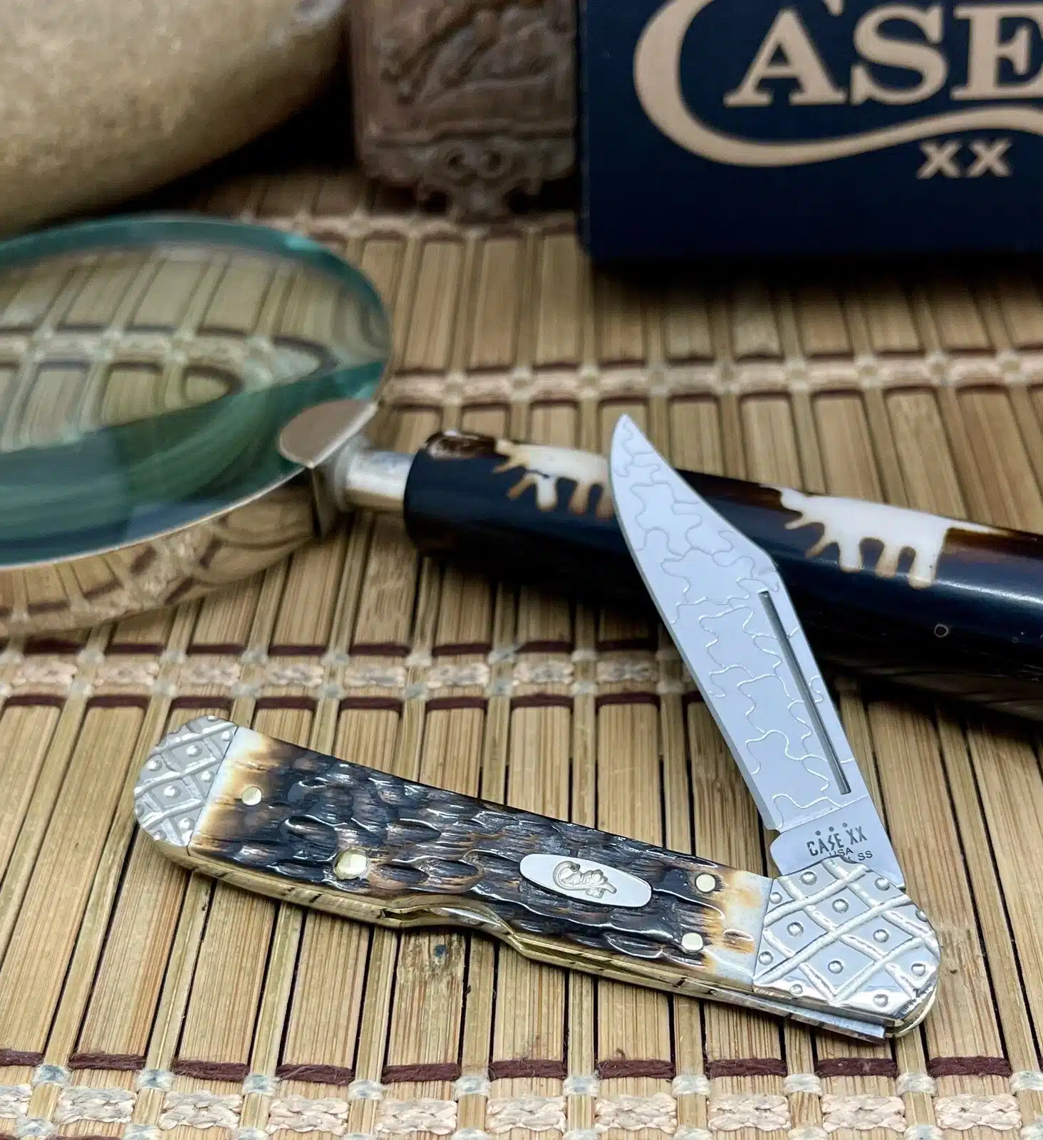 Case XX Mini Copperlock Hand-Fired Peachseed Amber Bone Pocket Knife #47/100 - Image 2