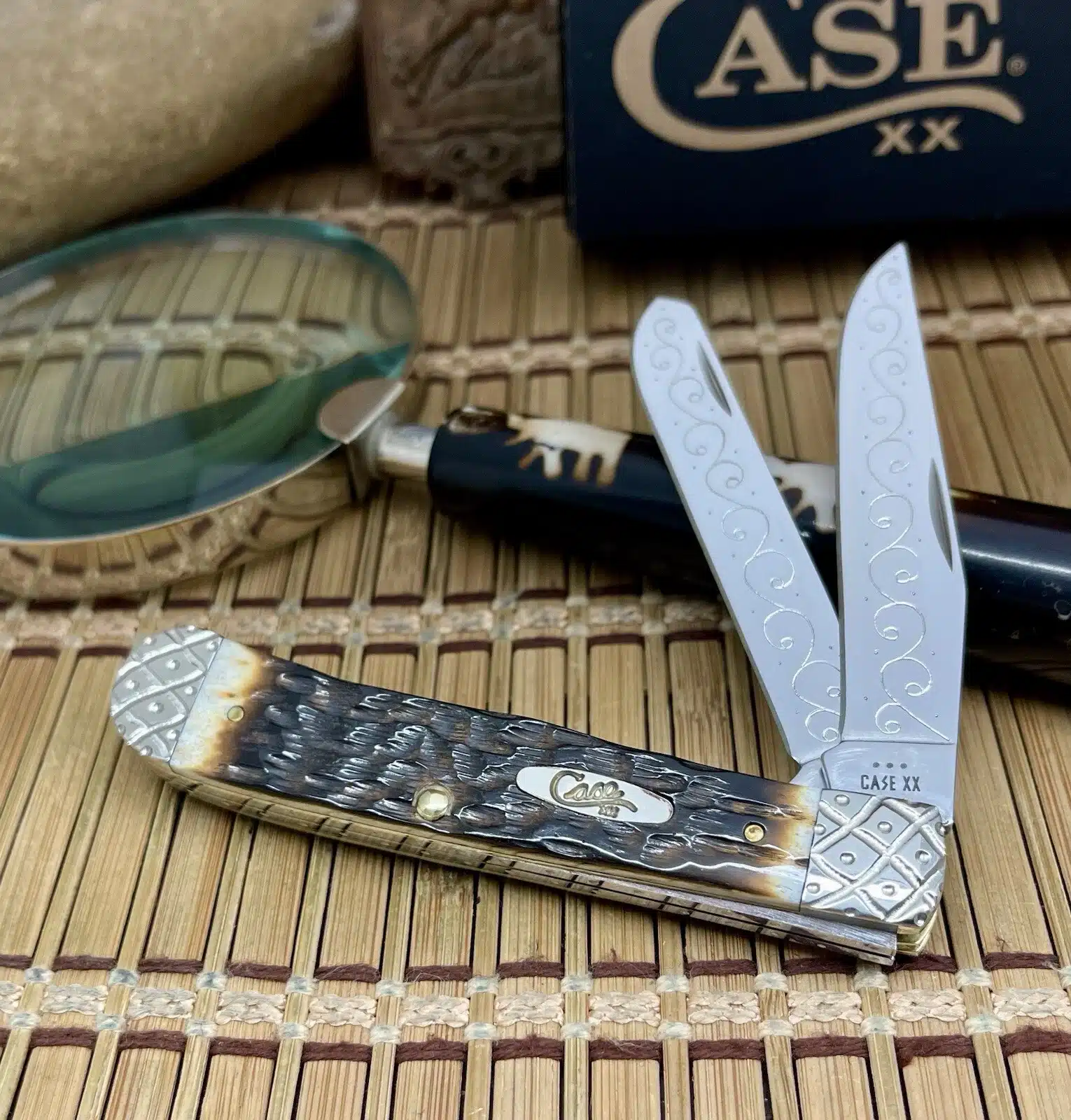 Case XX Trapper Hand-Fired Peachseed Amber Bone Pocket Knife #29/100 - Image 2