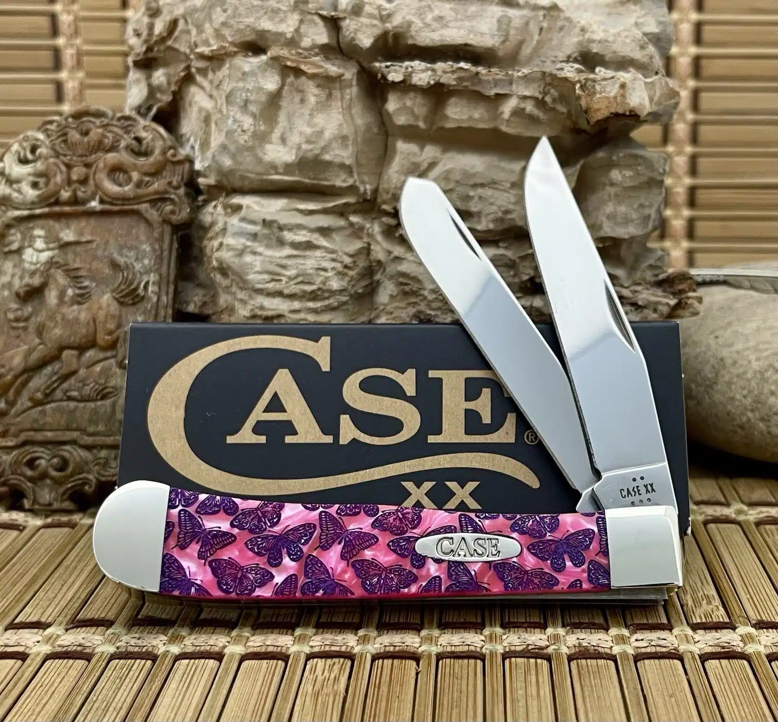 Case Pink Salmon Butterflies Trapper Knife